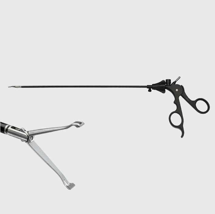 Laparoscopic-Babcock-Forceps-Reusable-5mm-x-33cm_37_11zon-1.jpg Laparoscopic Babcock Forceps, Reusable, 5mm x 33cm - Image 1